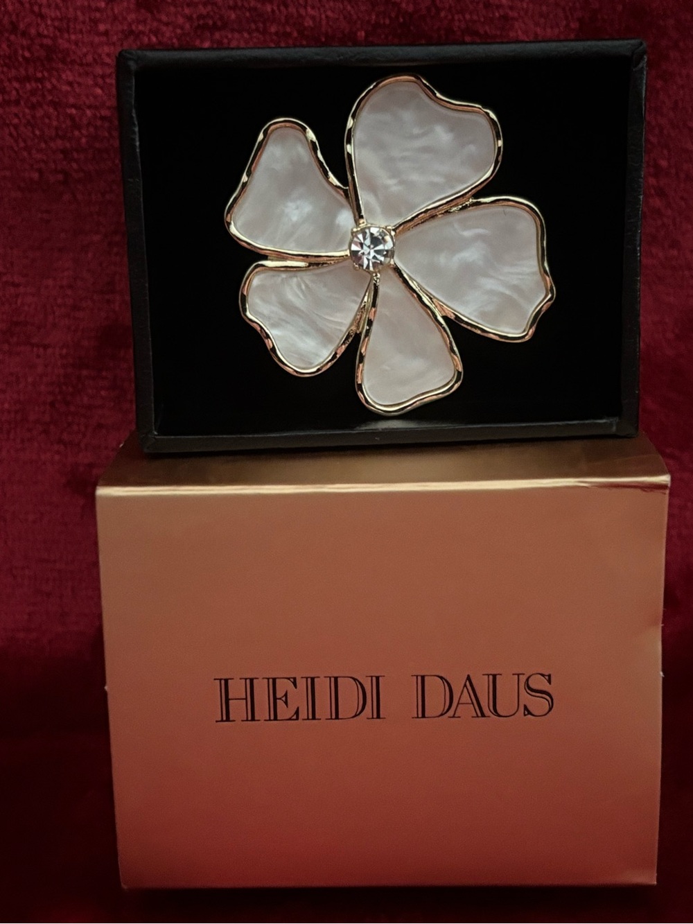 Heidi Daus White Mother-of-Pearl Flower Ring with Gold Trim